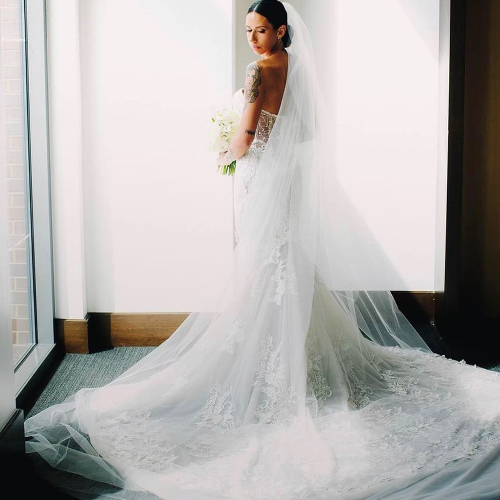 Flutter Cathedral Raw edge veil